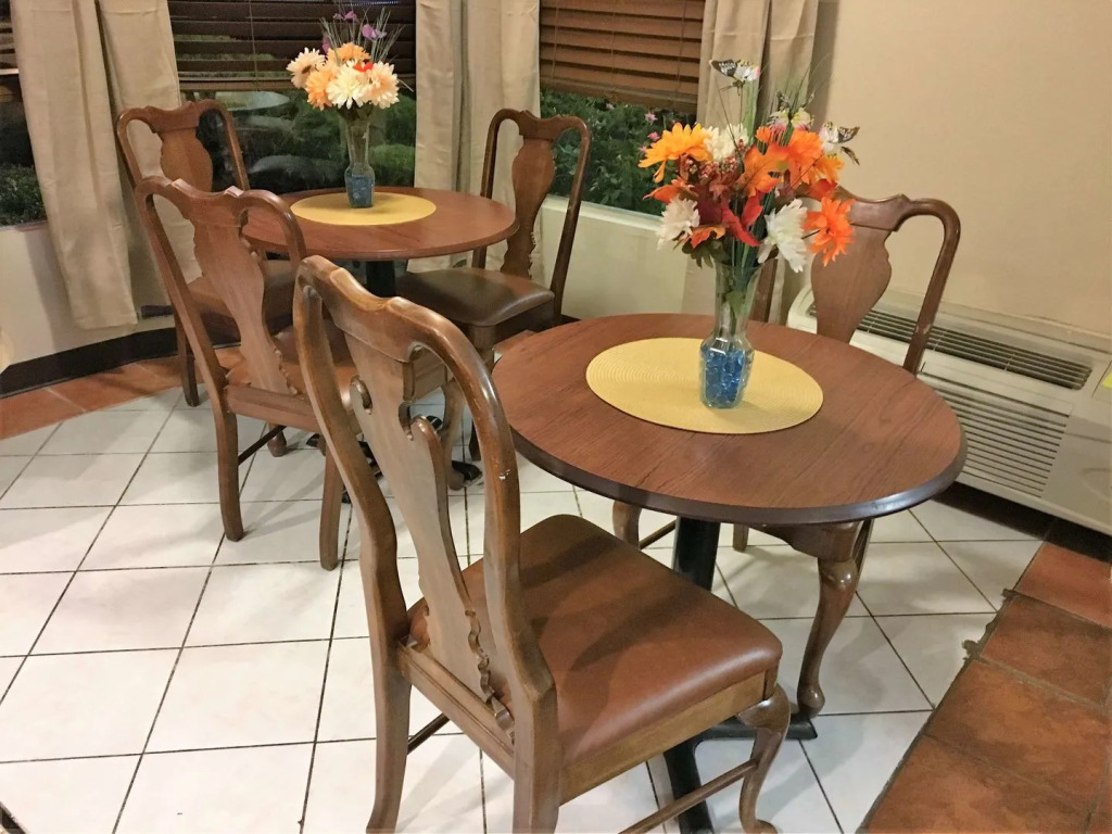 Americas Best Value Inn & Suites Williamstown