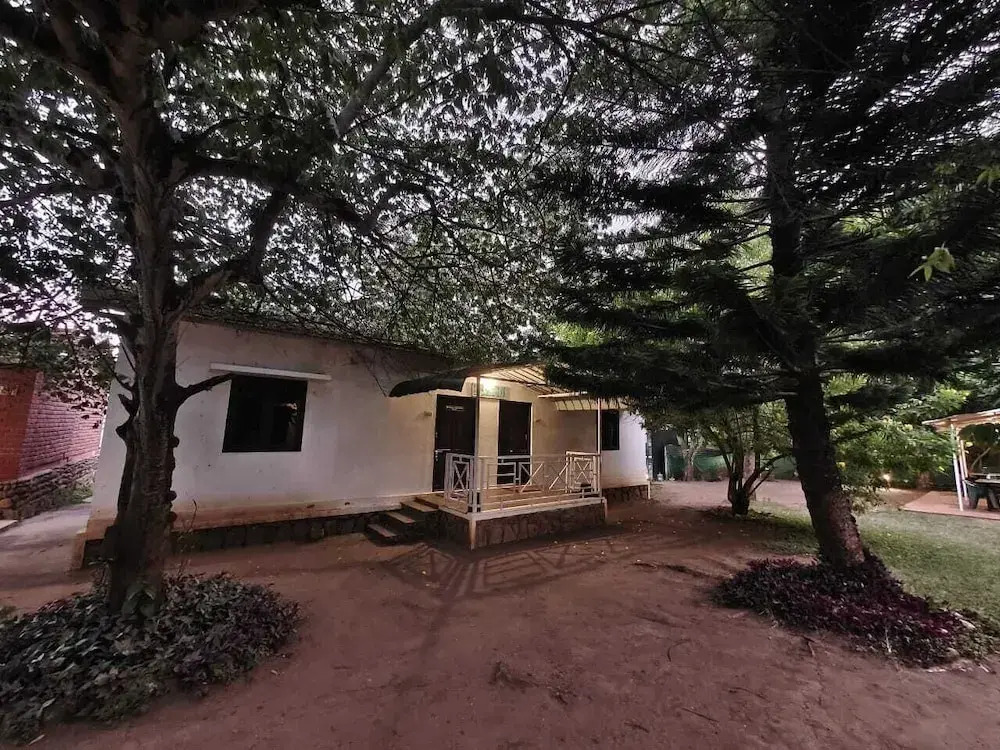 The Big Cats Den - Maravakandy Resort, Masinagudi
