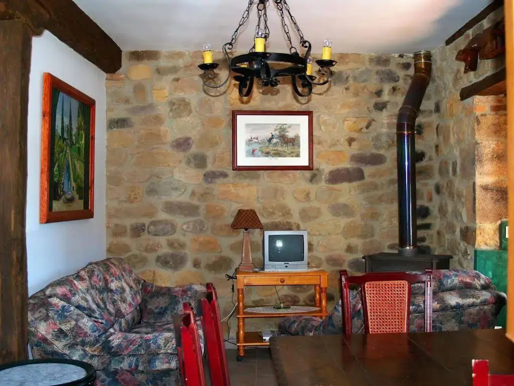 La Casa Vieja De Alceda