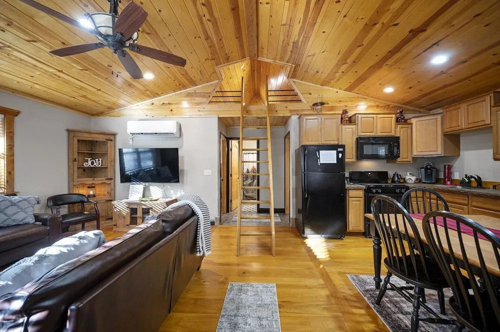 Sweethart 2 Bedroom Cabin