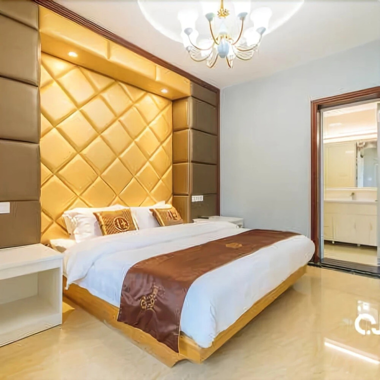 Q+ Shijia Huixuan Hotel