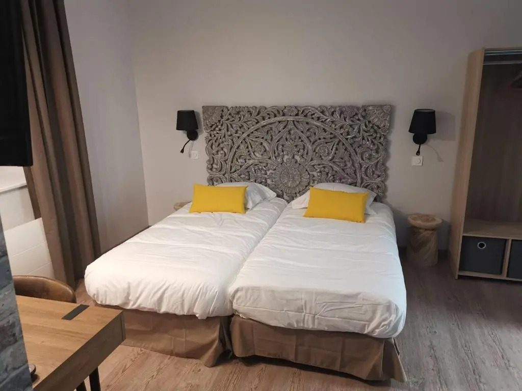 Logis Le Relais du Chapeau Rouge