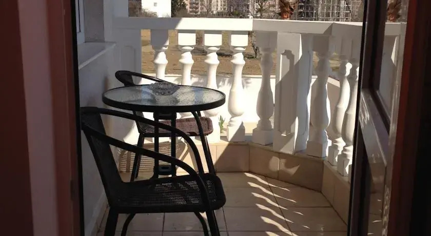 Rado`s Apartment in Sea Diamond Aparthotel