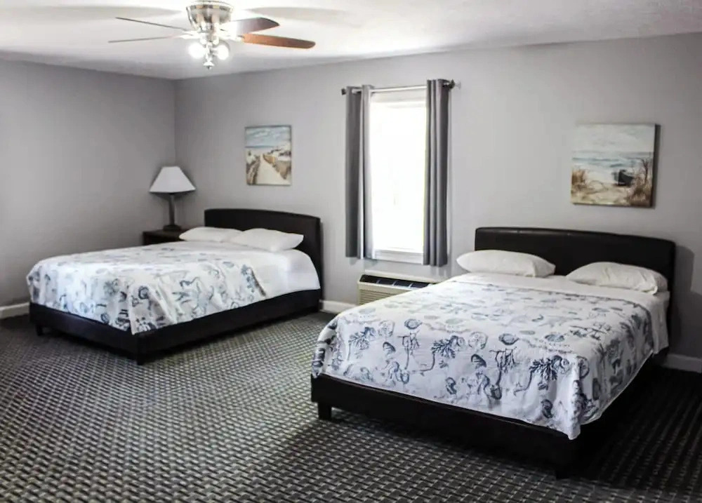 7 Gables Motel