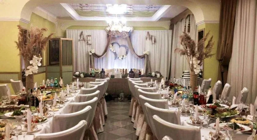 Alexandrovskiy Hotel