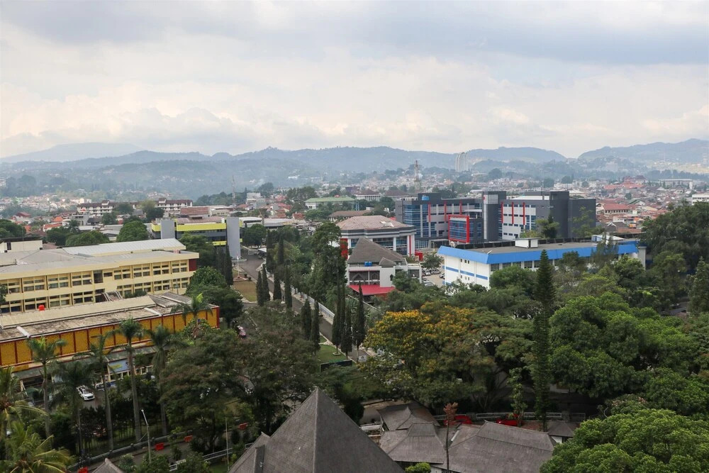 Spacious And Strategic Studio Apartment At Dago Suites