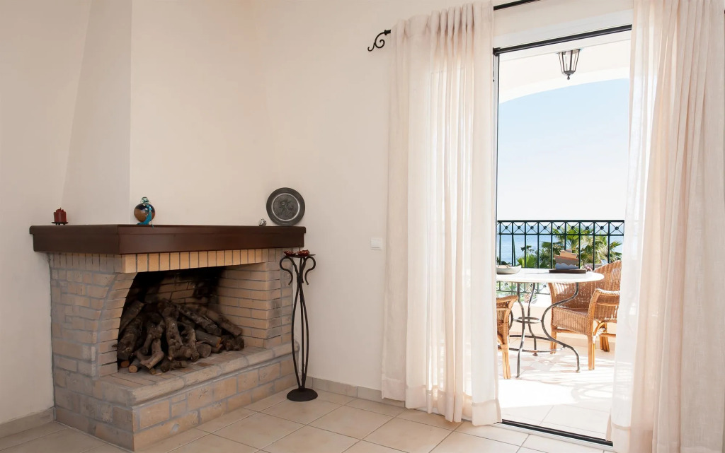 Erietta Aparthotel