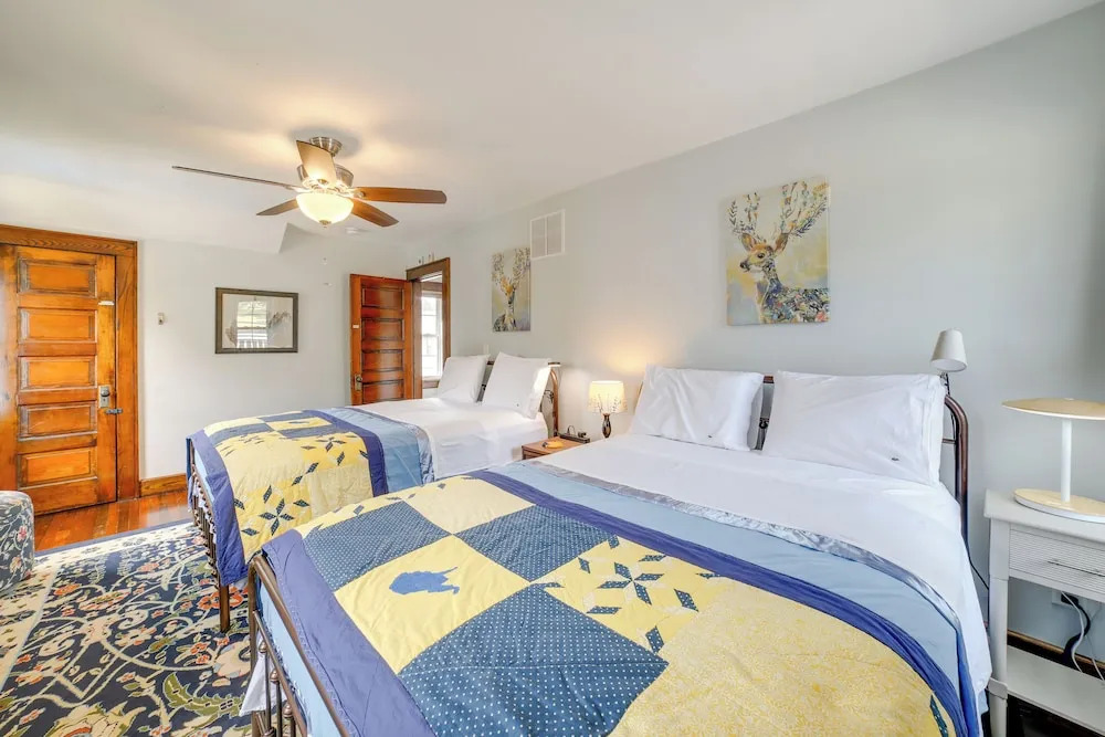 Pet-friendly Murph Landing - 1 Mile to Wvu!