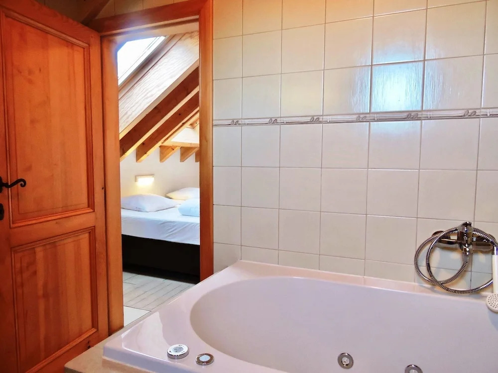 Detox at Countryside Hideout near Town of Spa