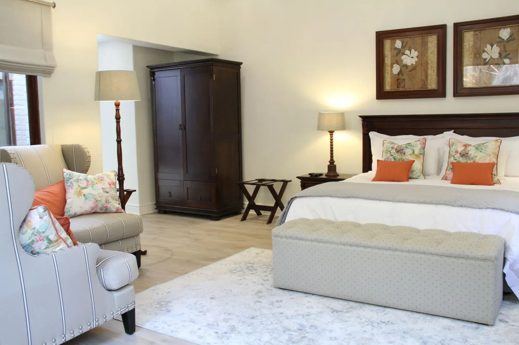Sheppard Boutique Hotel