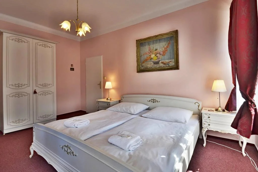 Hotel Bílá Paní