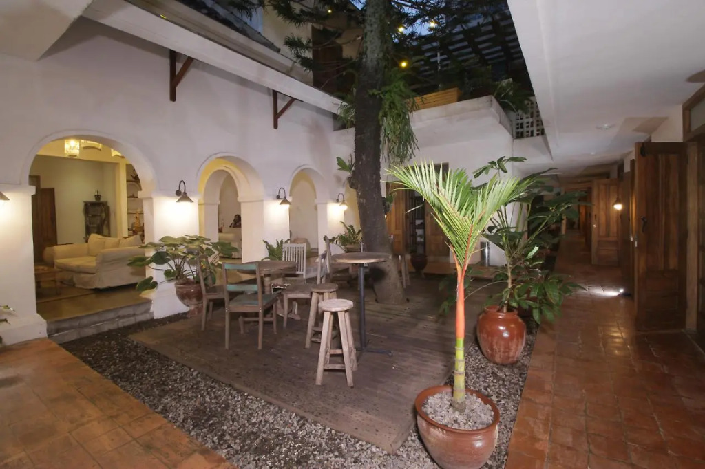 Adhisthana Hotel Yogyakarta