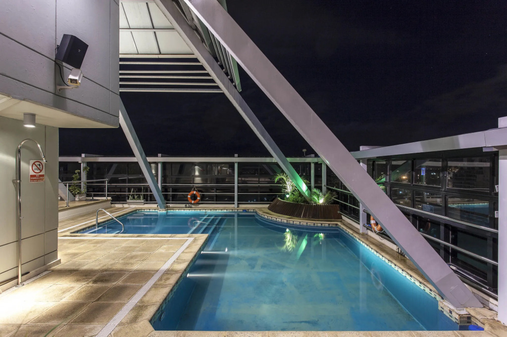 Ros Tower Hotel