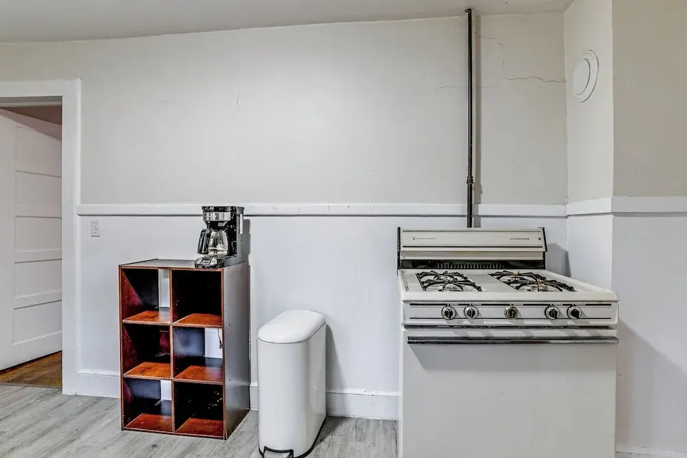 Work & Study: Binghamton Apt 2 Mi to Downtown