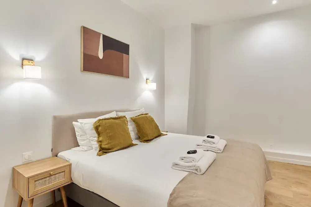 Charming AC Apartment - Buttes Chaumont Park