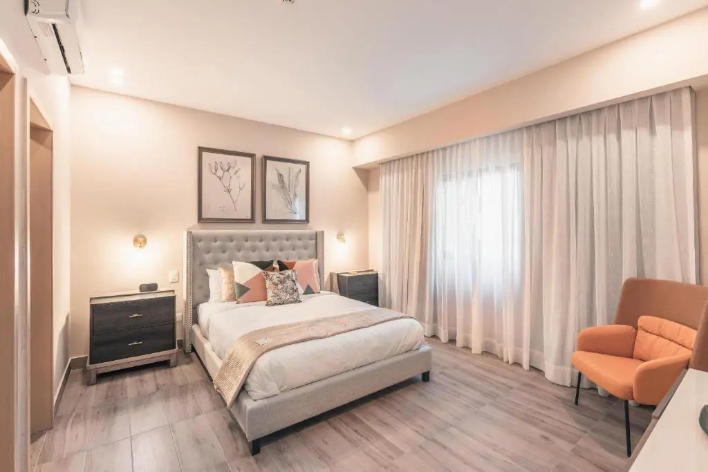 Regatta Living II With Breakfast Included - 305