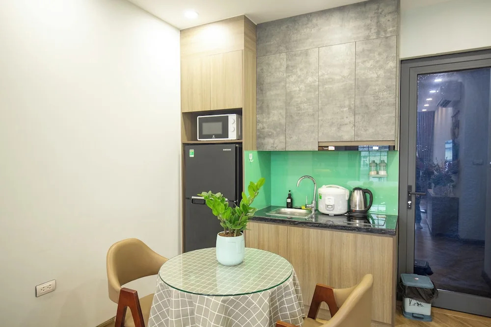 Westlake Emerald Suites