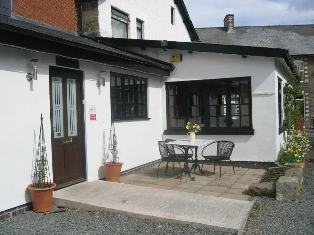 The Horseshoe Guesthouse