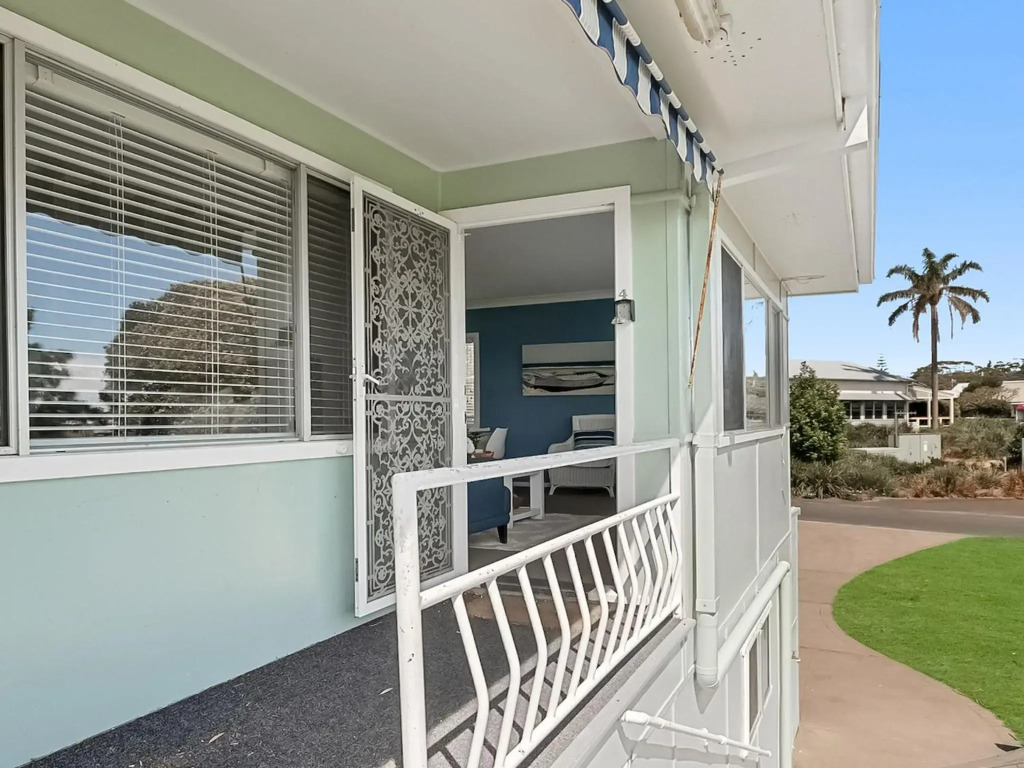 Ocean Blue Apartment Four