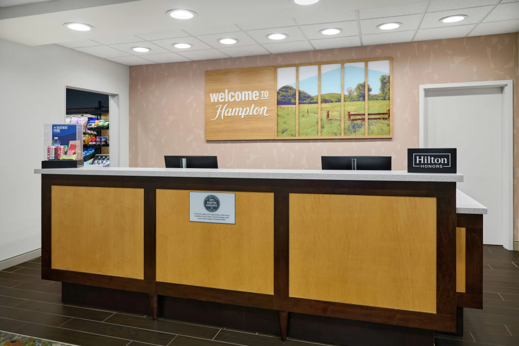 Hampton Inn Poplar Bluff