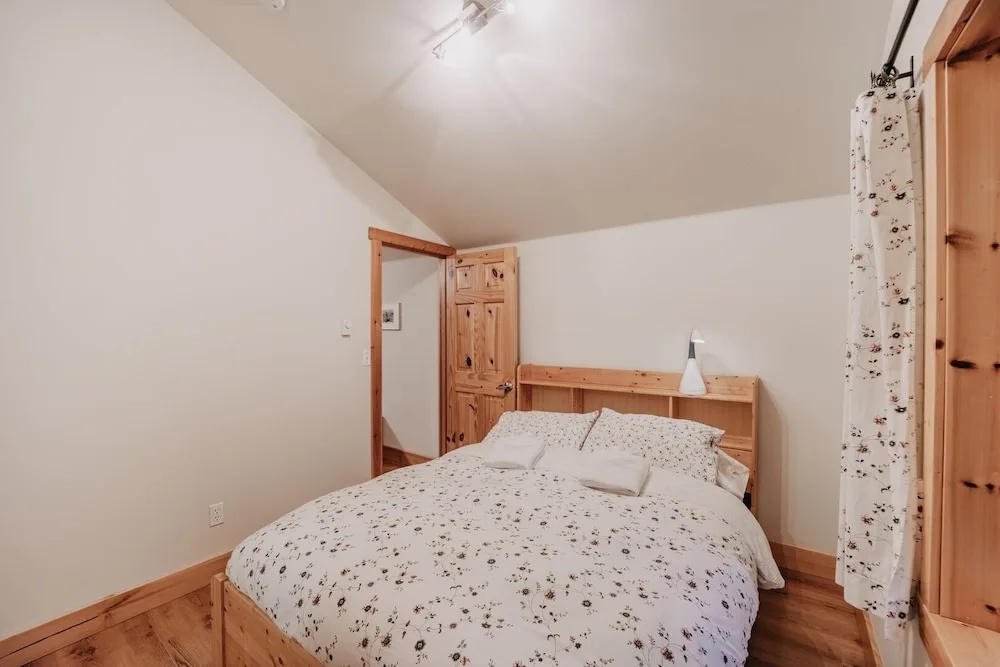 34sl - Hot Tub - Bbq - Ping Pong Table - Sleeps 8 3 Bedroom Home by RedAwning