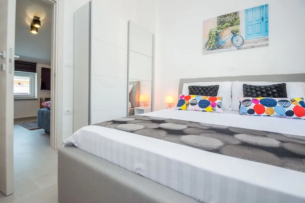 Exclusive Pula City Apartments