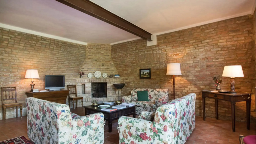 Nice Independent Country House With Pool and View on the Castle-cascina Arcangelo
