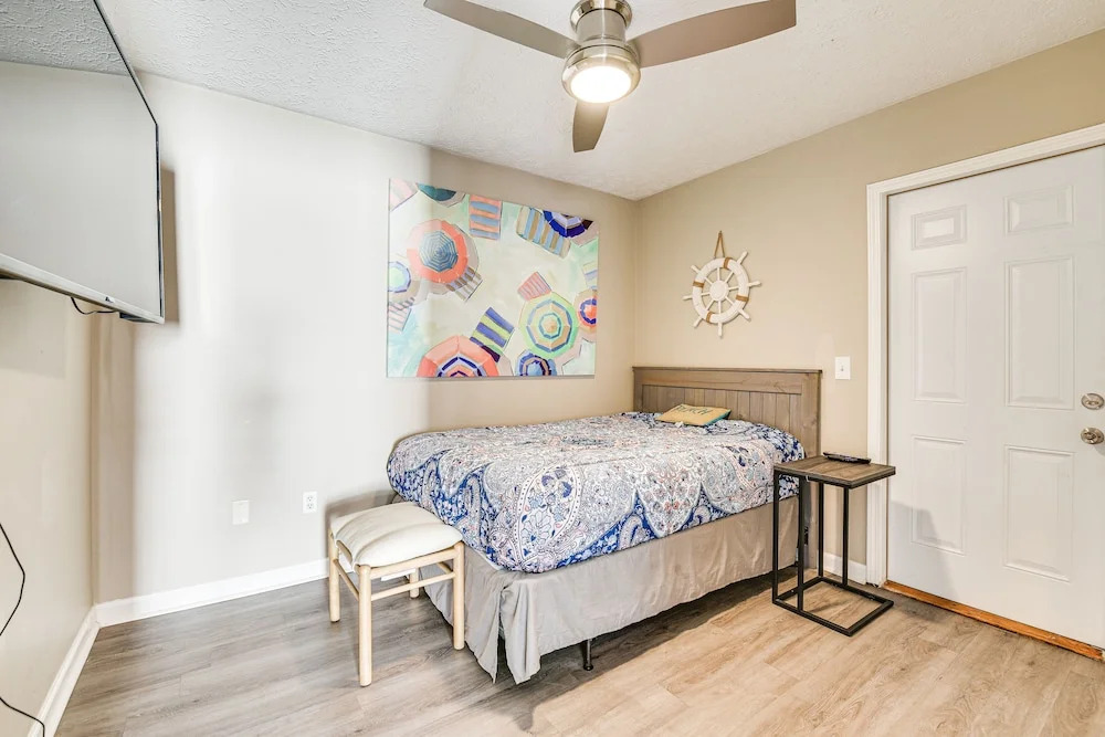 Charming PCB Home ~ 1 Mi to Beach Access!