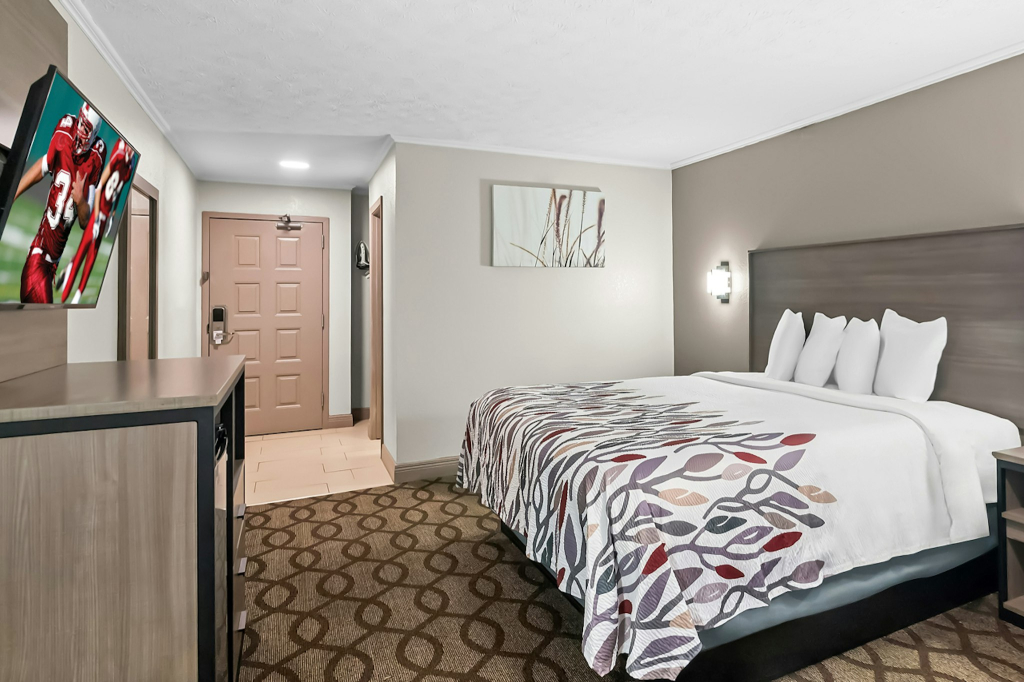 Guesthouse Inn & Suites Lexington