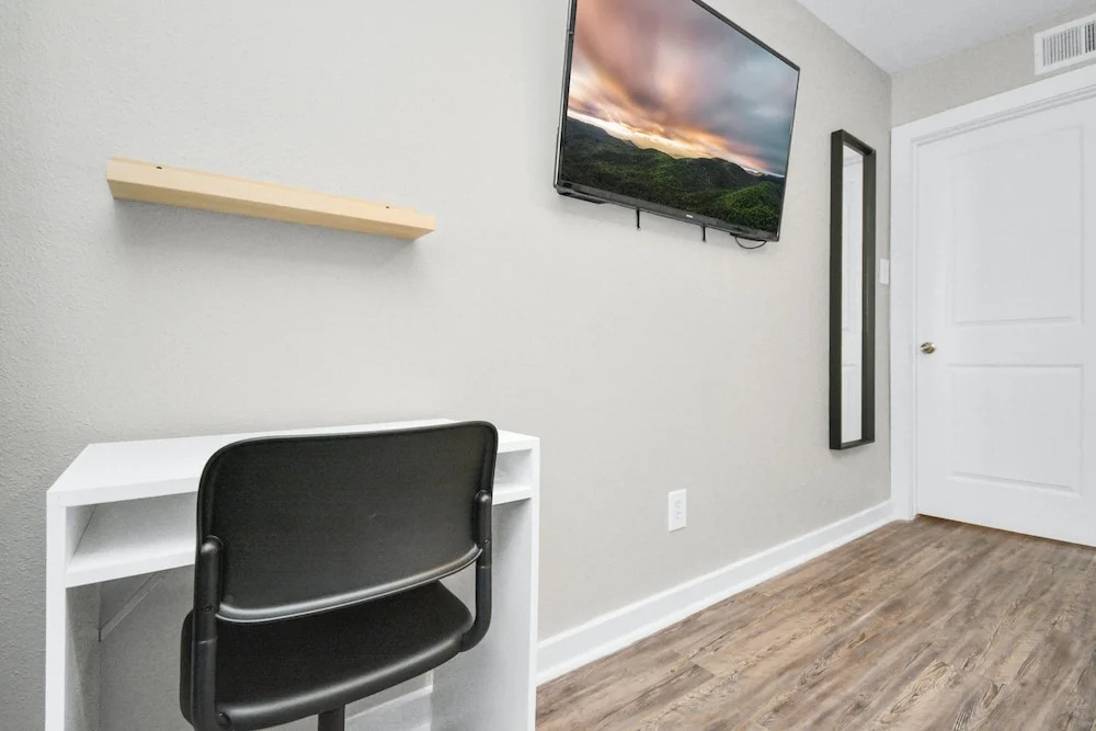 Tx Home Group - Uptown Galleria