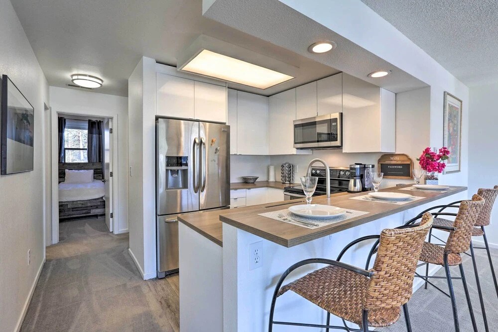 Walkable Winter Park Condo ~ 4 Mi to Slopes!