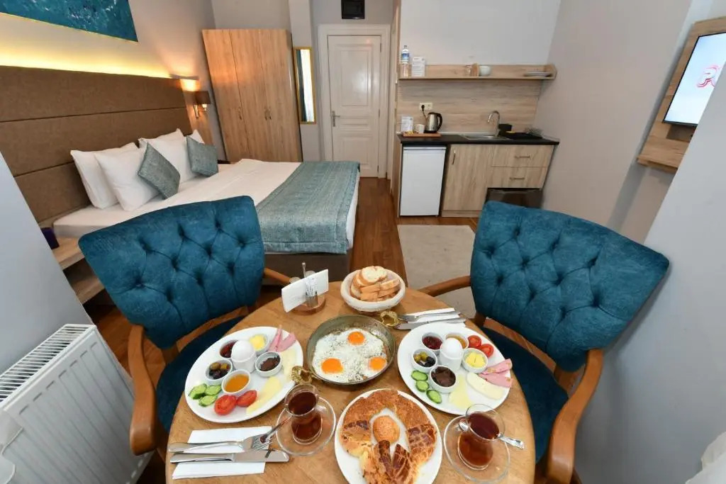 Andi Hotel