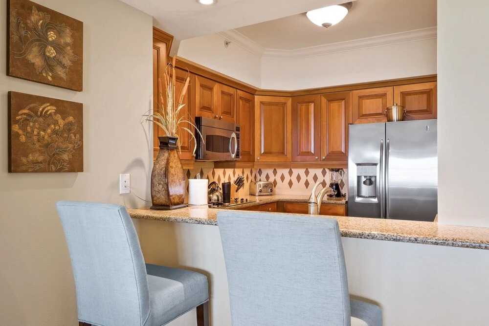 Rvh_327r The Grande 2 Bedroom Condo