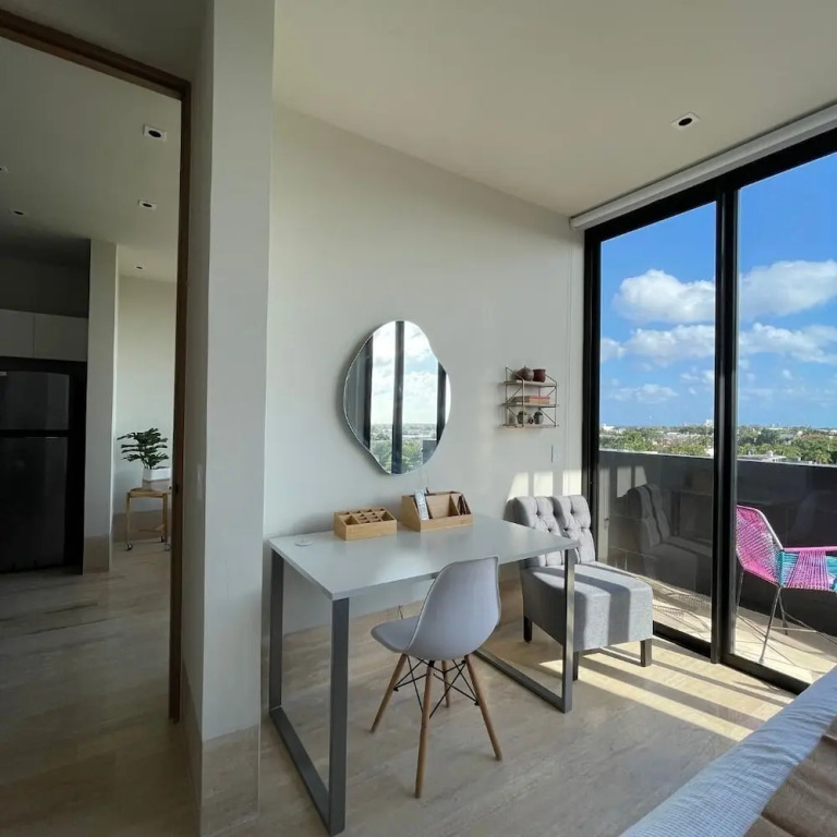 New Downtown Condo with Rooftop Pool
