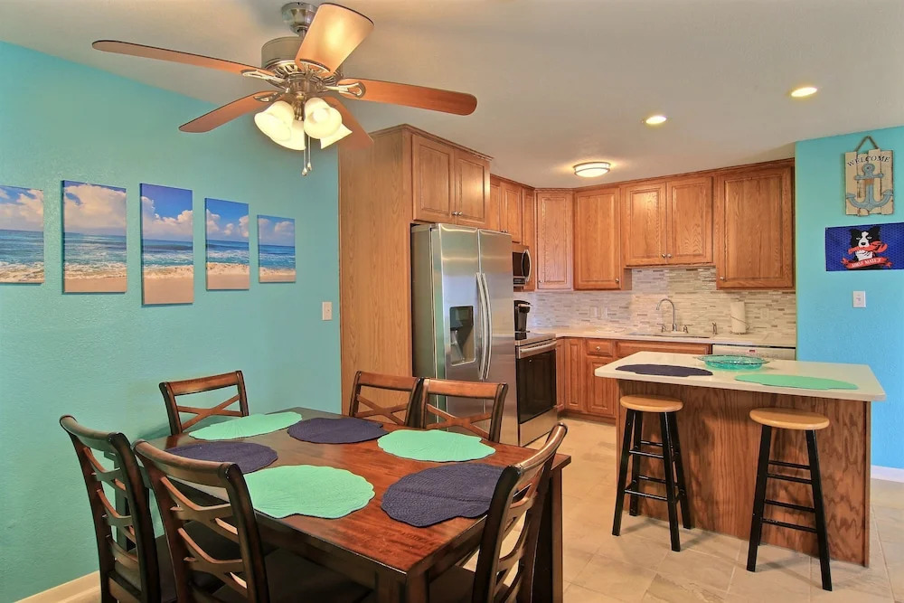 Pawsitively Perfect - 2 Br condo