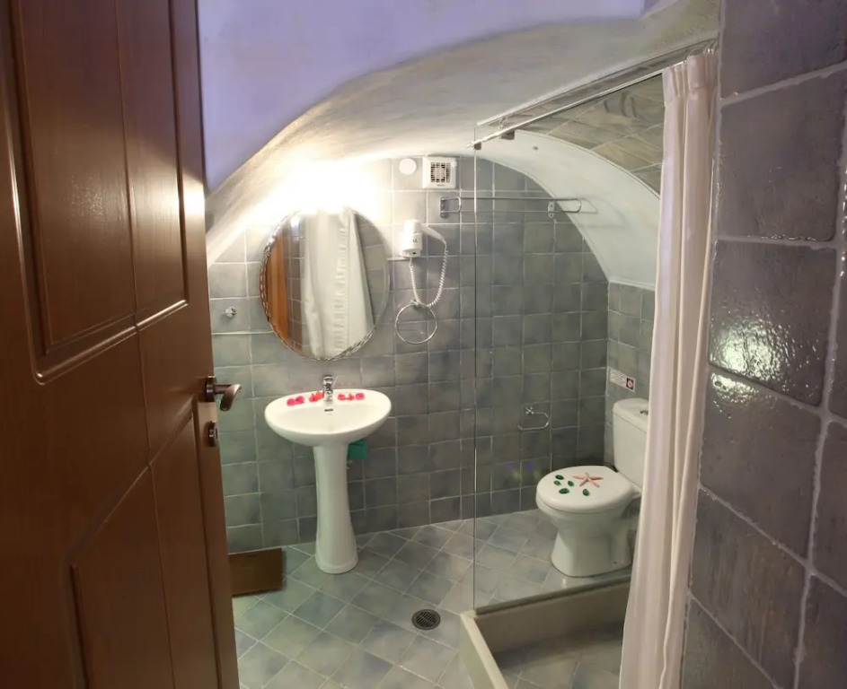 Stoes Traditional Suites