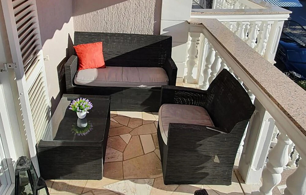 Stunning Apartment in Jadranovo With 3 Bedrooms, Wifi and Outdoor Swimming Pool