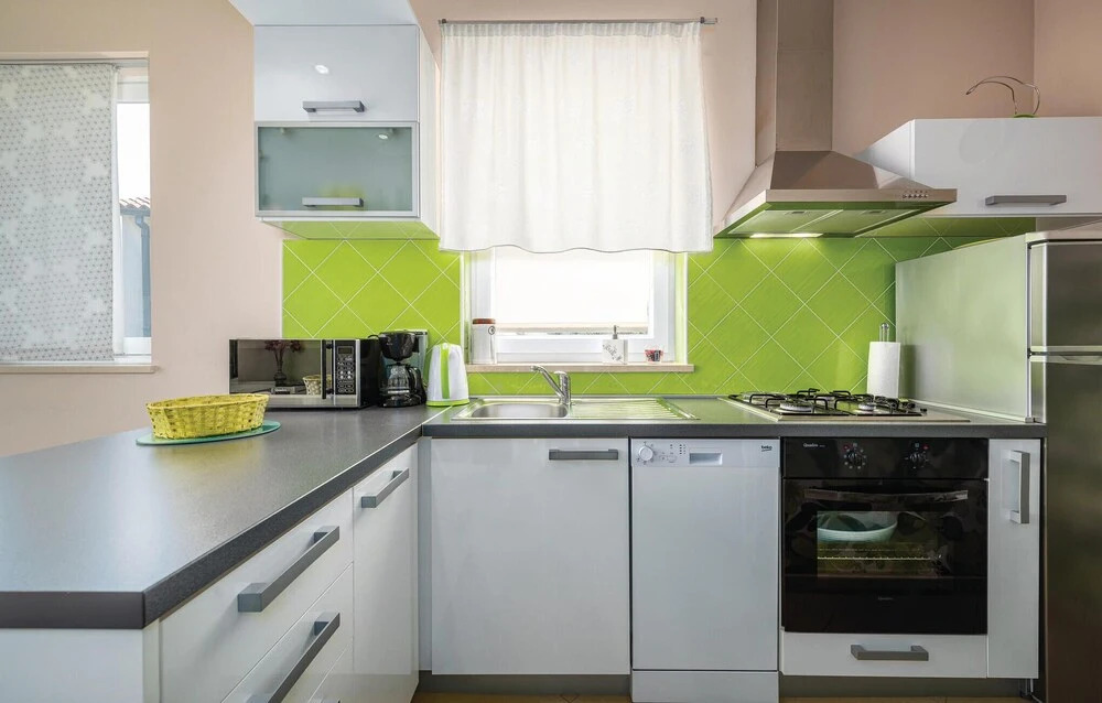 Adorable Holiday House Lilla-with pool-near Old Town Labin