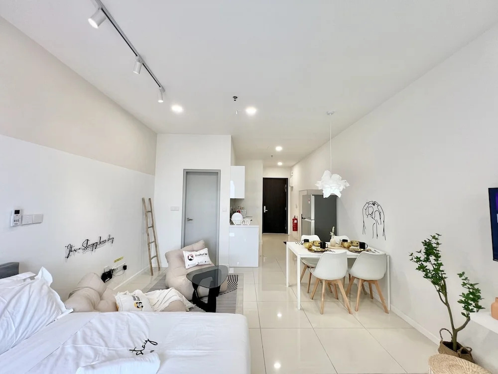 HighPark Suites Kelana Jaya, Petaling Jaya by Sleepy Bear