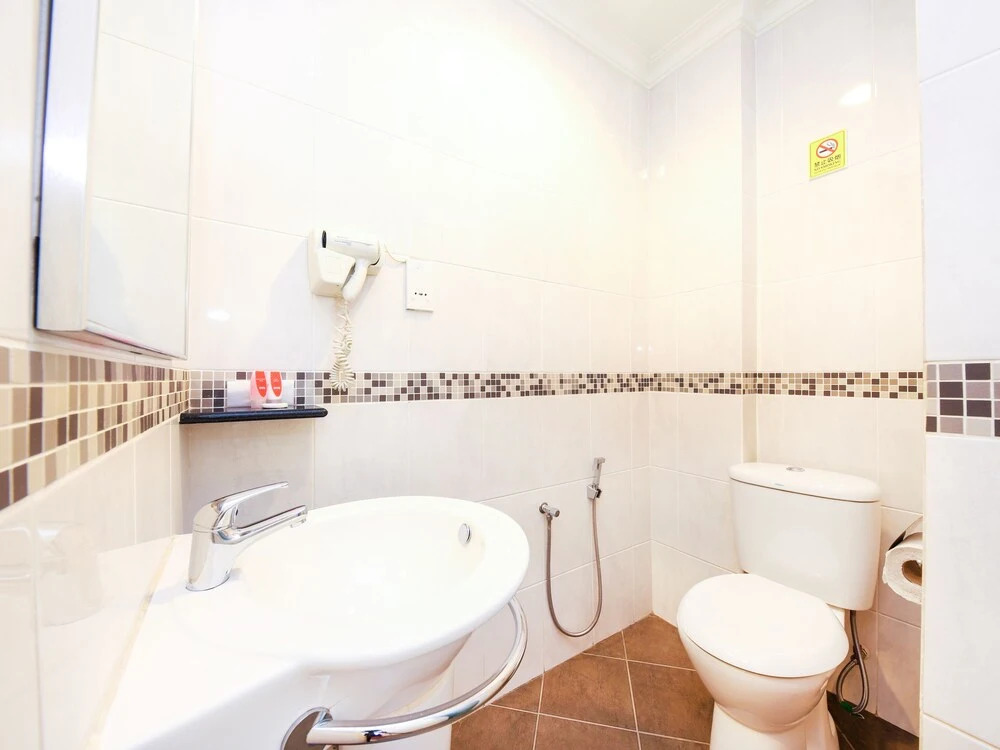 OYO 1108 Bundusan Hotel