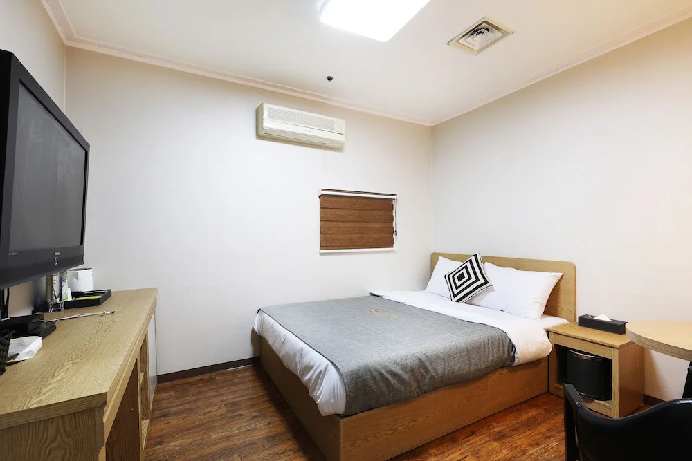 Healing Motel