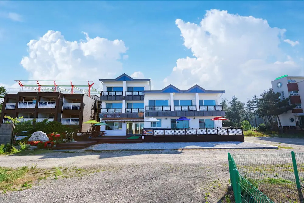 Yangyang Mybeach Pension