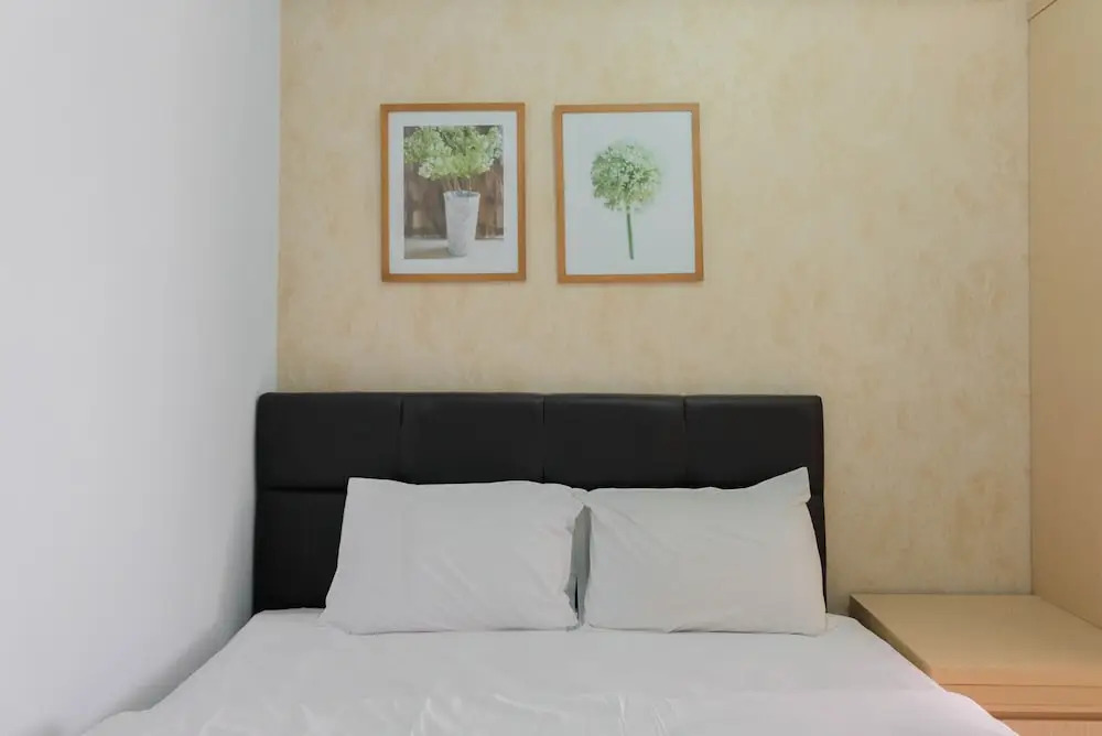 Cozy and Minimalist 2BR Apartment at Ayodhya Residence