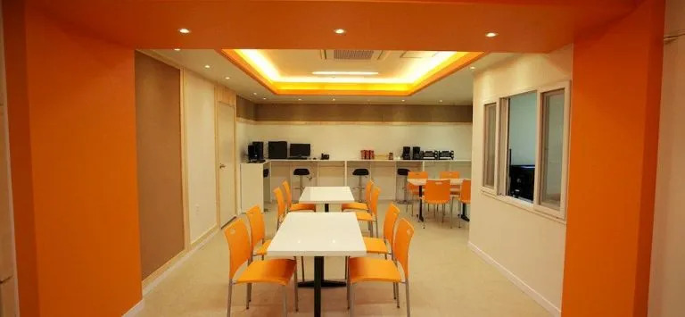 G-star Guesthouse