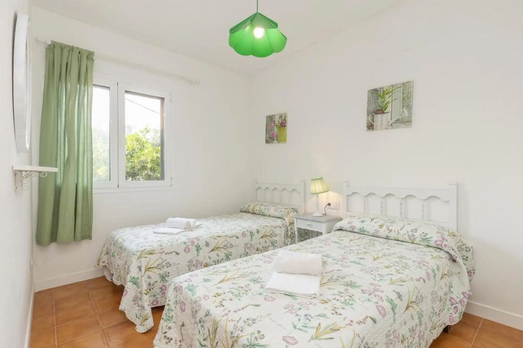 Villa Mares Large Private Pool Walk to Beach Wifi Car Not Required - 3324