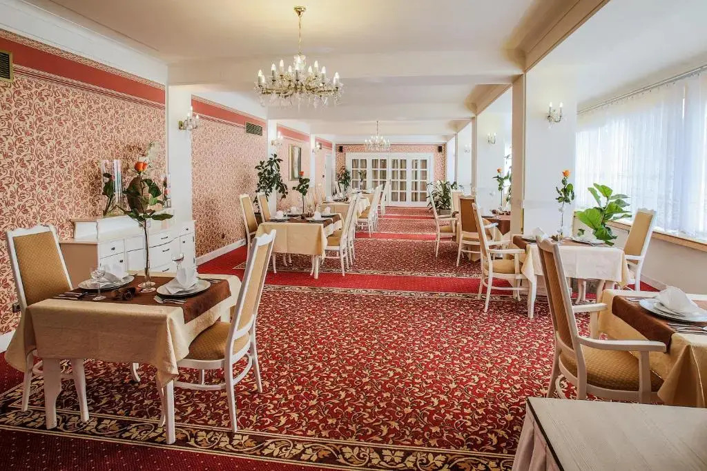 Hotel Ostrov