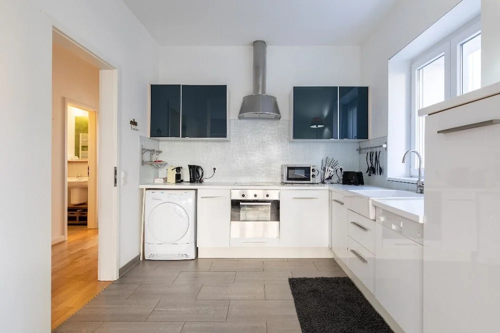 Classic Chic Flat 100m2 in City Center