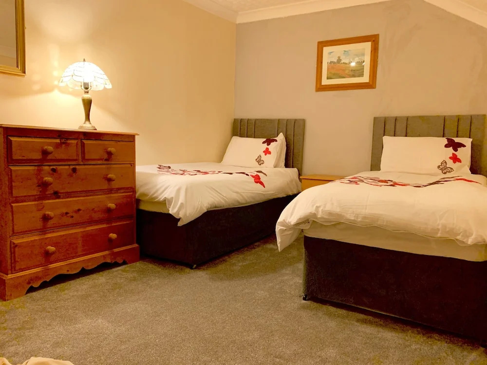 Sleeps 8 Snowdonia North Wales Nr Zip World