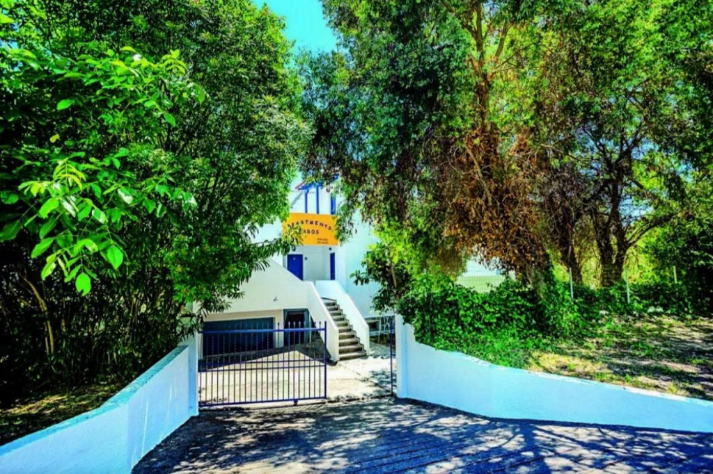 Xenios Faros Apartments