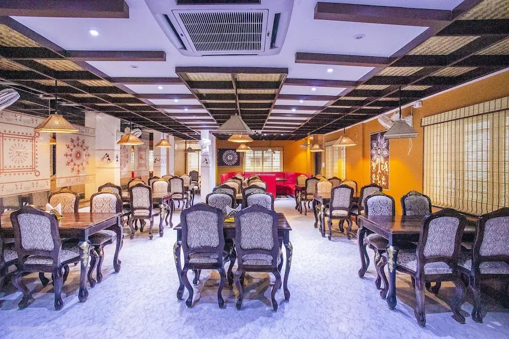 OYO 23441 Shree Gowri Comfort